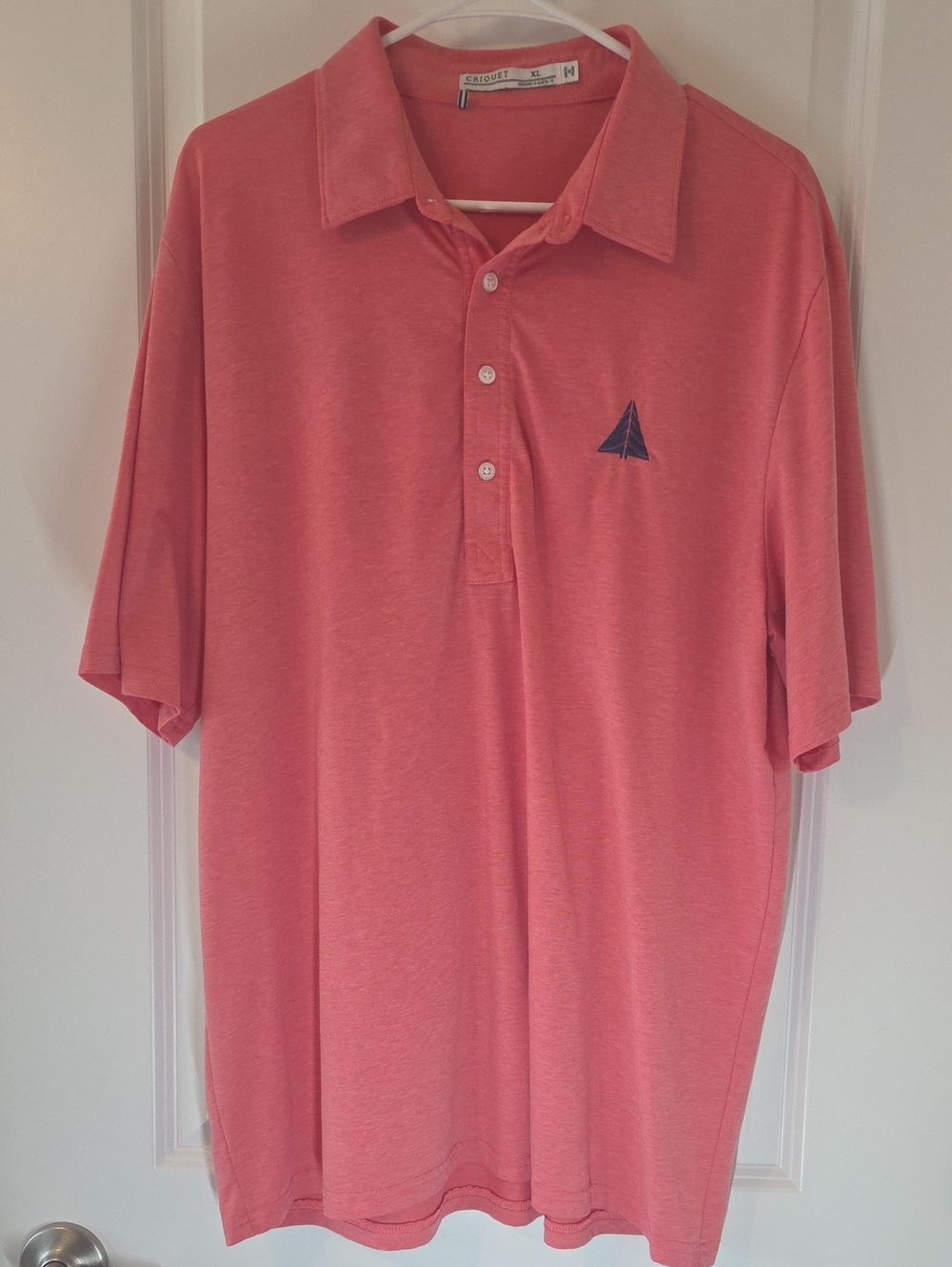 Criquet Men’s Coral Polo Shirt with navy Club Logo